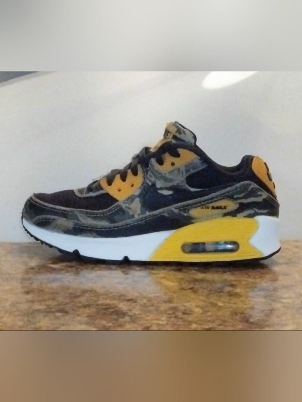 Nike Air Max 90 (GS) 'Camo Pack - University Gold' IF3092-001 Size 3.5Y